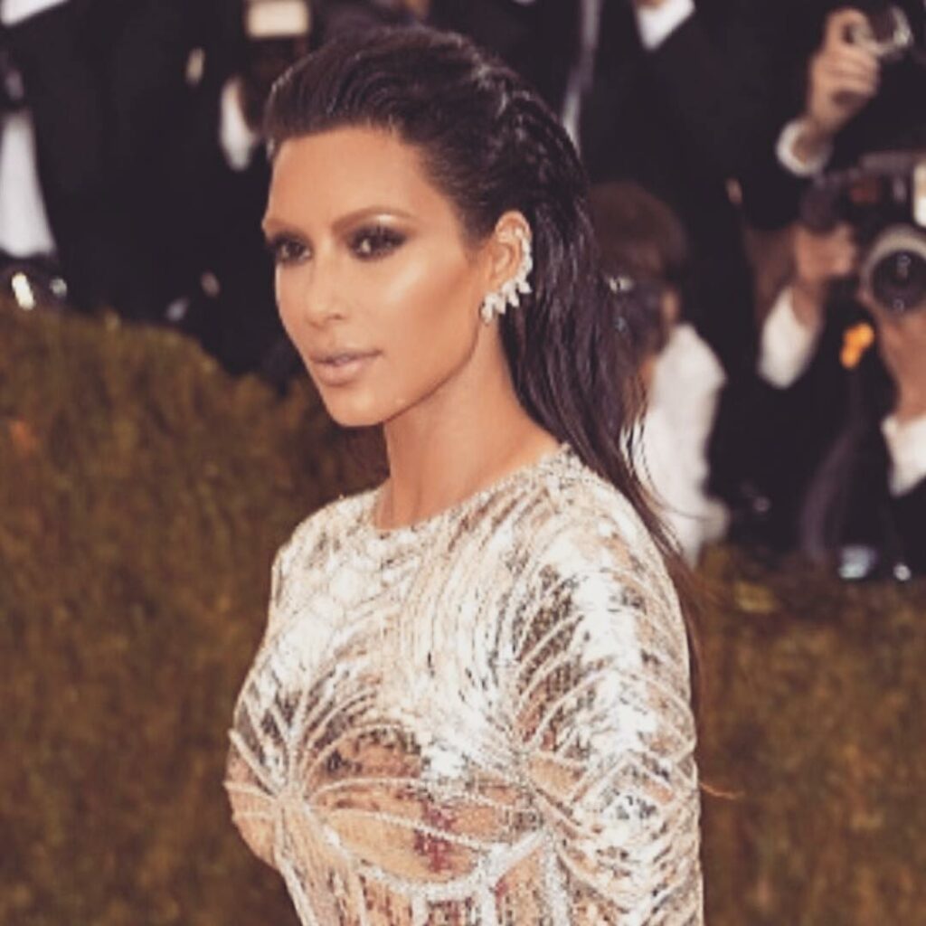This diamond cuff earring though @lorraineschwartz...