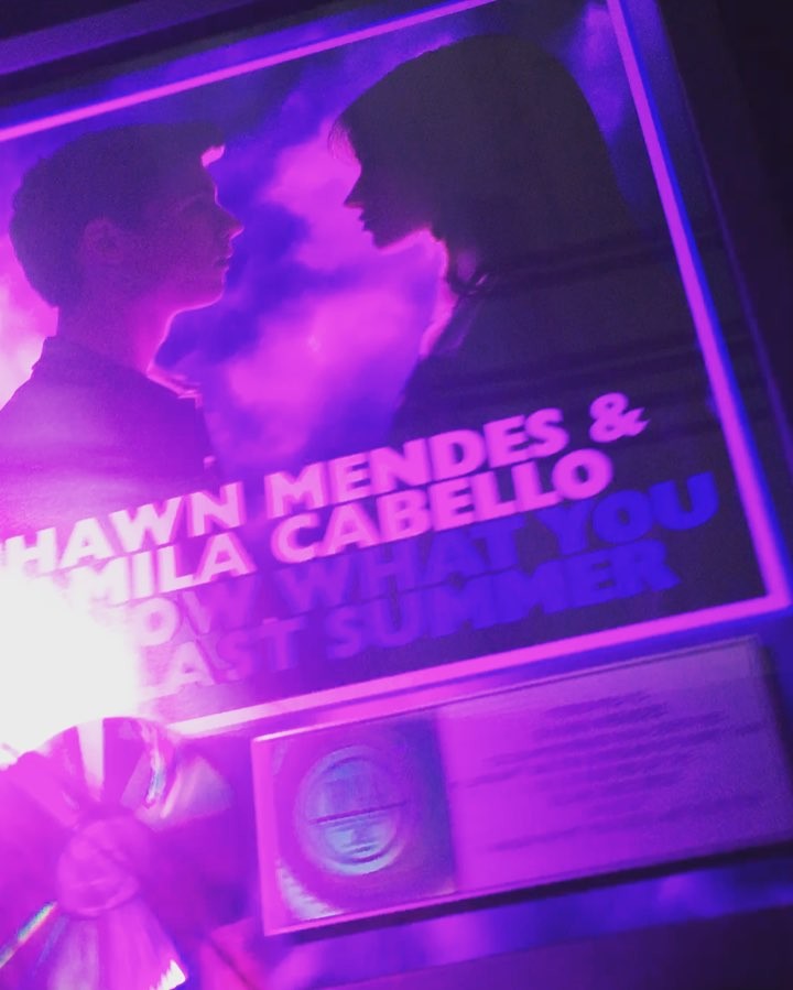 YAY!!!!!!!!!!!!!!!! our plat plaques!!! @shawnmendes...