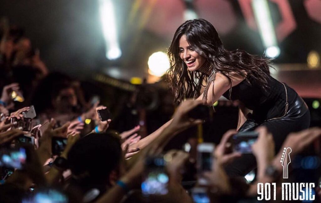 guys. I saw you vote like crazy for these #MMVAs , u are truly the best in the w...