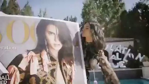 @voguemagazine @kendalljenner, music by @kungsmusic...