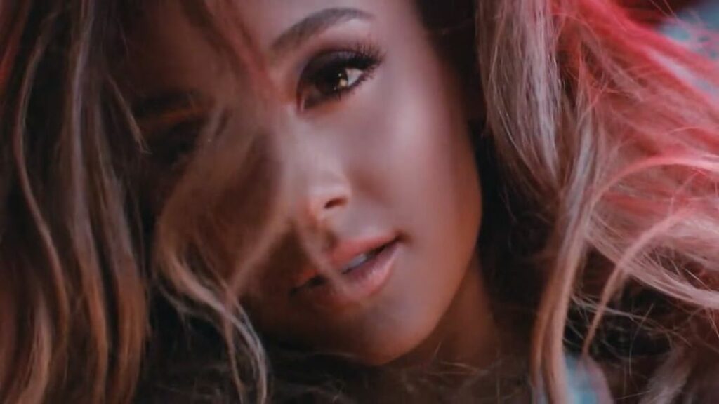 #SideToSide video ft. @nickiminaj will premier this Sunday night on shop.guess.c...