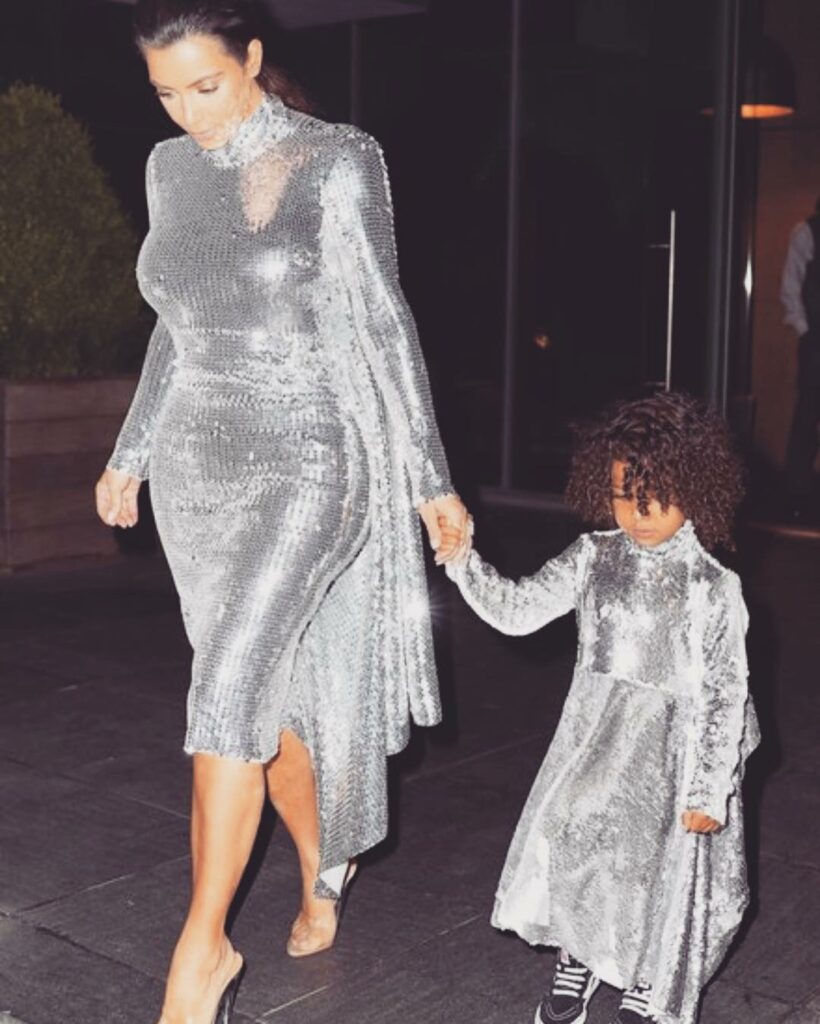 Me & my mini me! #MSG #DaddysConcert #vetements #yeezyseason4clearmules...
