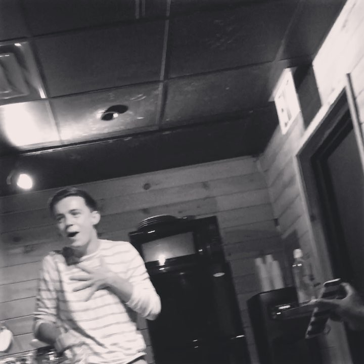 when the  is too hot !!!!  @dougmiddlebrook @jarvisderrell i love you so so much...