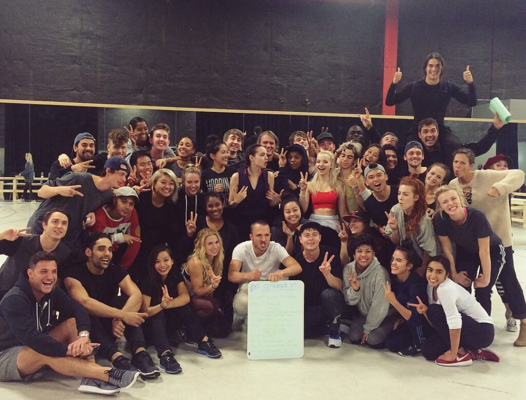 these people turn my insides into melted honey #descendants2...
