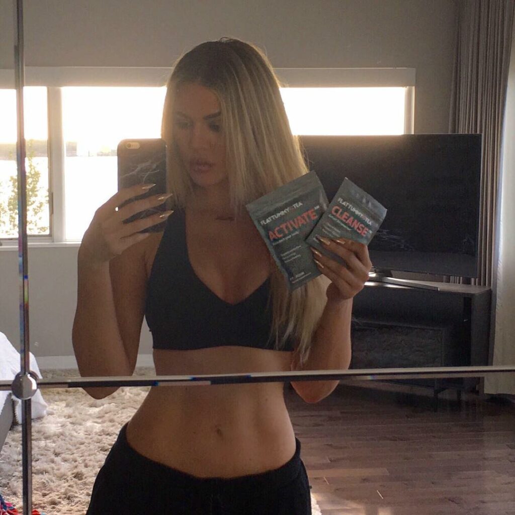 #ad So down with the tummy makeover results on the @flattummytea cleanse. Feelin...