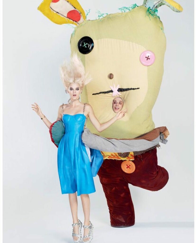 me as Alice. December Vogue @mertalas @macpiggott @therealgracecoddington
@vogue...