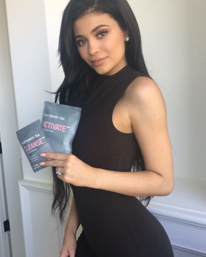 #ad When Thanksgiving hits you and you need a detox  The @flattummytea cleanse I...