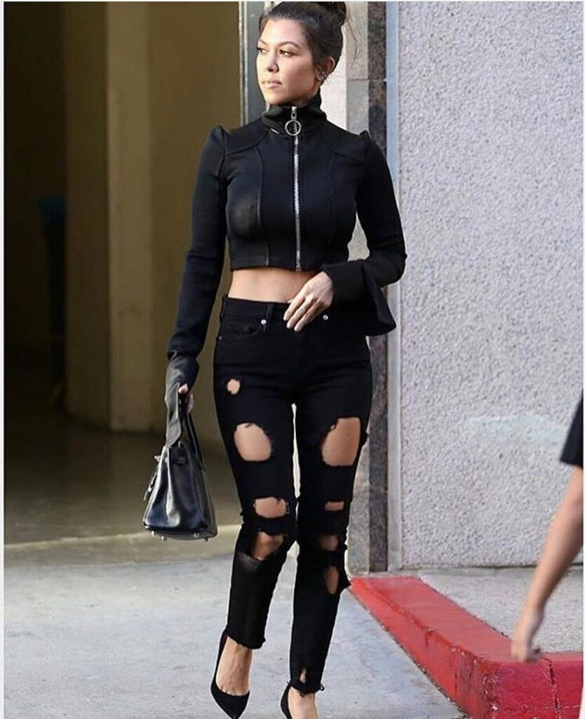 Damnnnnnn Gina!!! Looking fire in your @goodamerican!!...