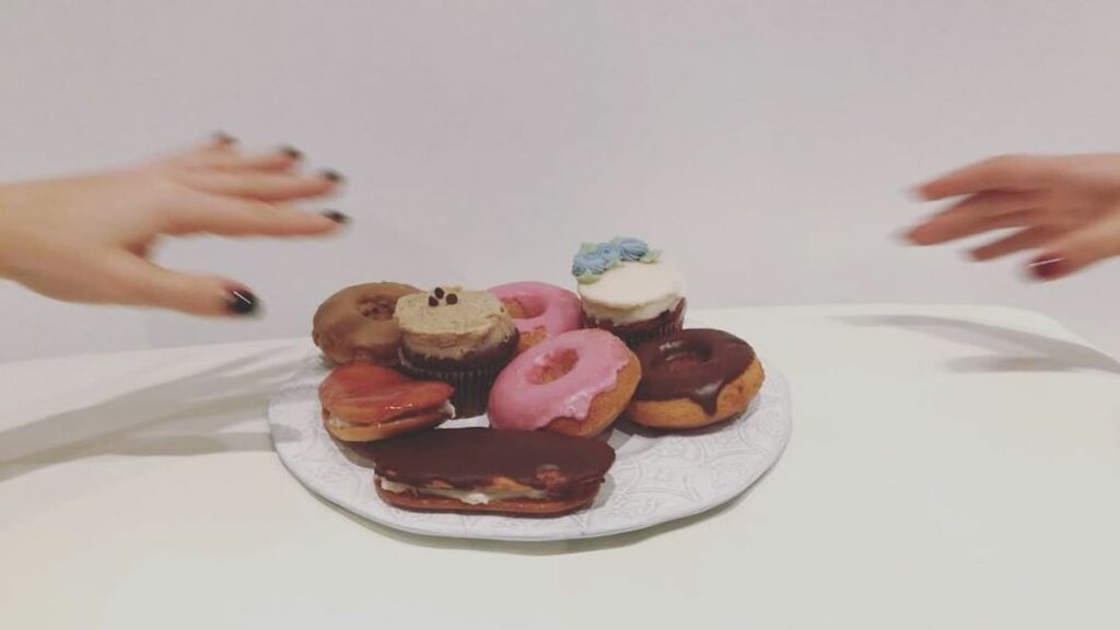 friday night in: delivery donuts, house call nails @veronicastclair  @erinmckenn...