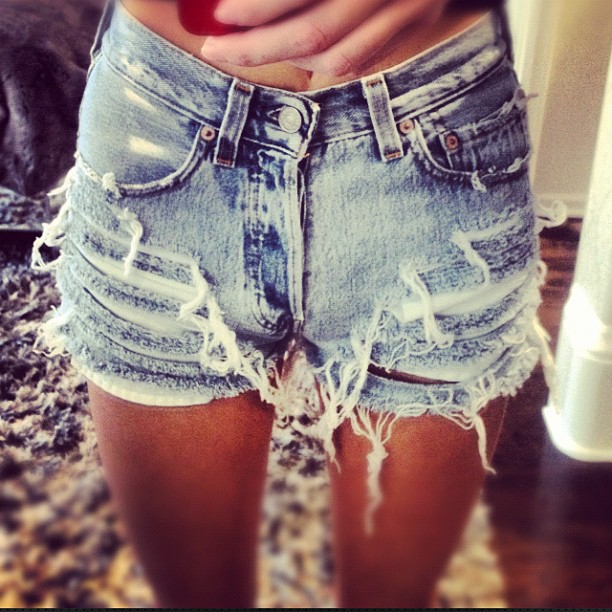 thanks @stassiebabeyy and @bambiandmansonltd for these shorts ...
