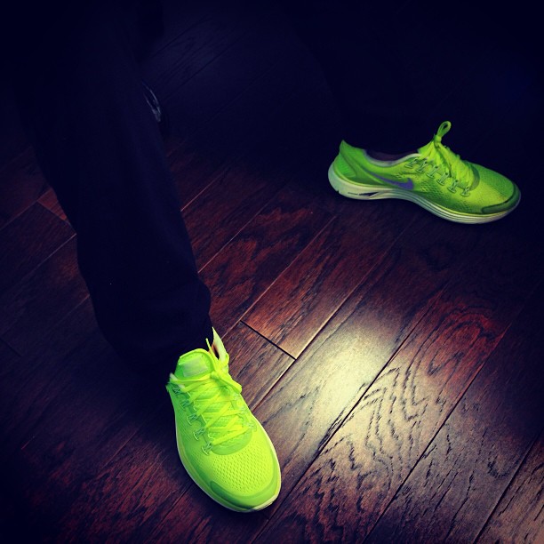 @robkardashian 's neon sneakas...