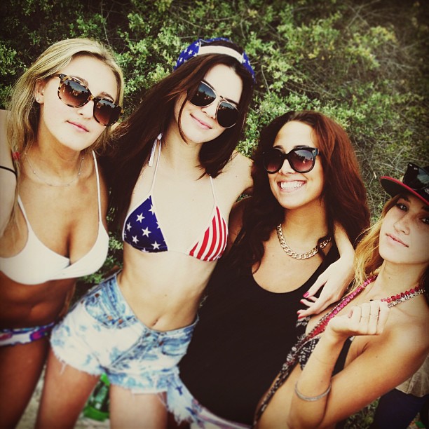 love em @skyesavoy @badwoodx ...