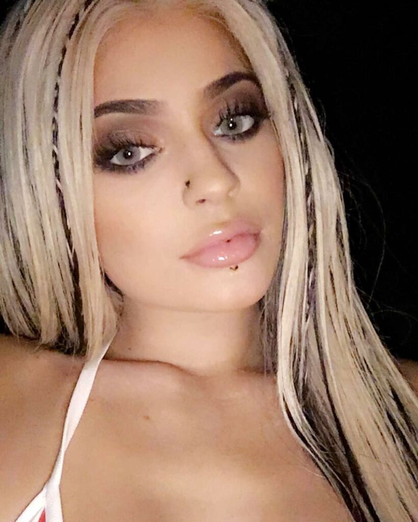 #kingkylie #xtina...