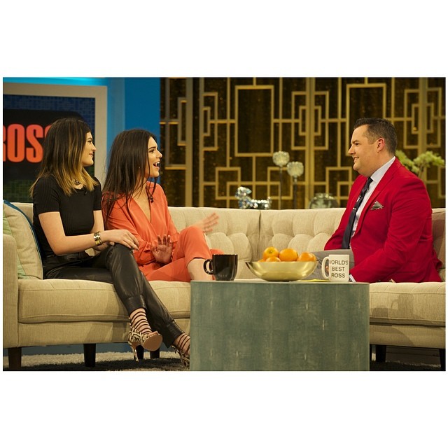 Check out @HelloRoss tonight at 10/9c on E! #HelloRossFridays...