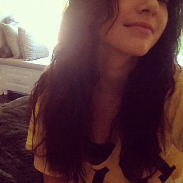 @stassiebabeyy what did you do to me? I have a frooo #crazyhair lol...