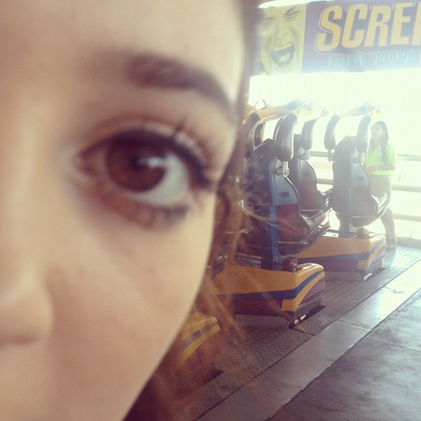 @kylieejennerr #photobomb...