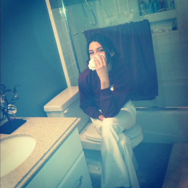 @kylieejennerr gave me a bloody nose yesterday :( @ryannassif saved me...