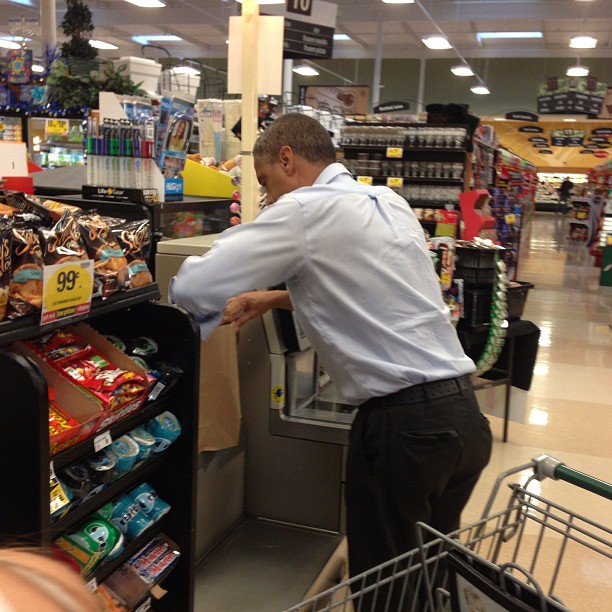 Obama doing some post election grocery shopping...