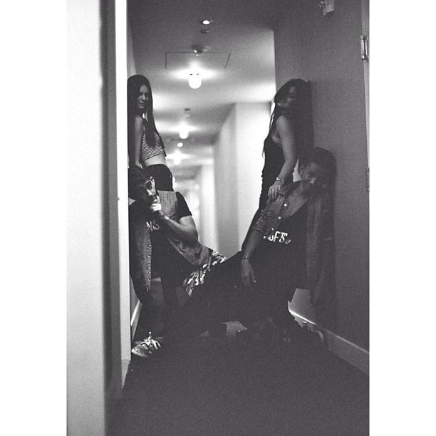 #throwback NYC. fun night! @iputthecityonmyback @iputthesocietyonmyback photogra...