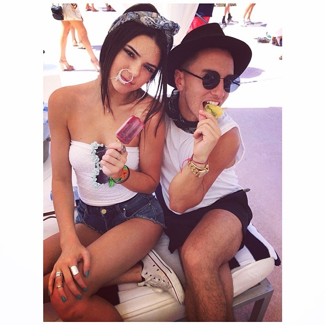 it's his BIRTHDAY!!! woohoo! love you boooo @thescottycunha...