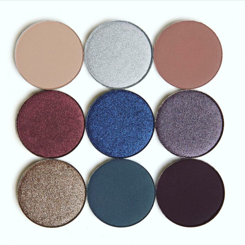 My limited edition Holiday KyShadow Palette is available right now on KylieCosme...