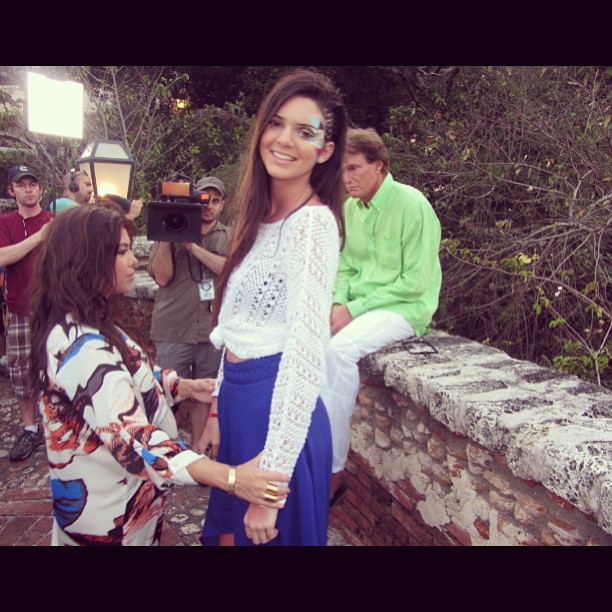 #tbt me towering over preg @kourtneykardash in the DR. face design by @robschepp...