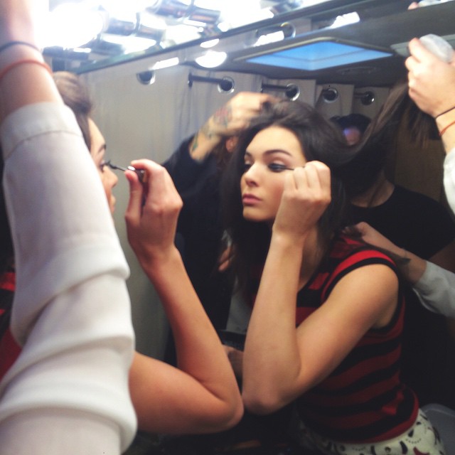touch ups on set today #LittleBlackPrimer @esteelauder #esteemodel...