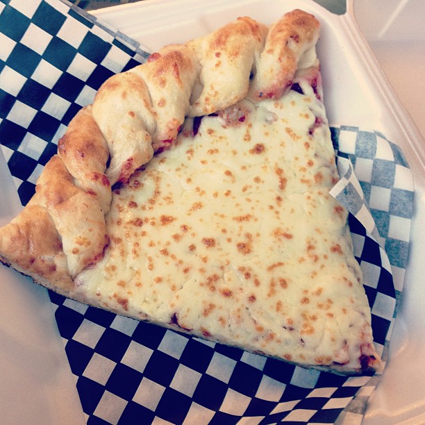 this pizza looks ...