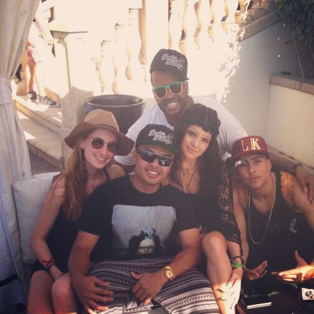 familia @alfredoflores @quincy @kennyhamilton @spencerjohnson...