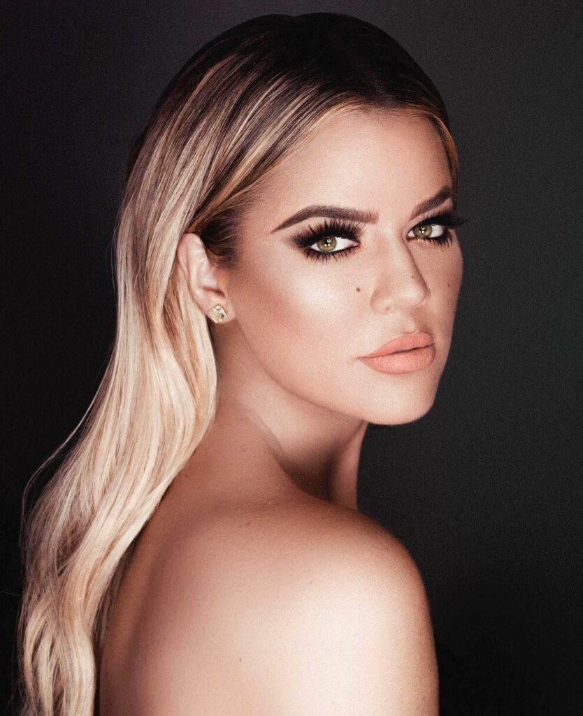 Second chance to get my limited edition KoKo Kollection lip kit TODAY at 2pm!! I...