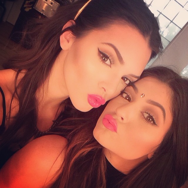 smooches ...