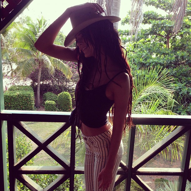it's muh birthday and I have dreads and I'm in Australia and this is my new Aust...