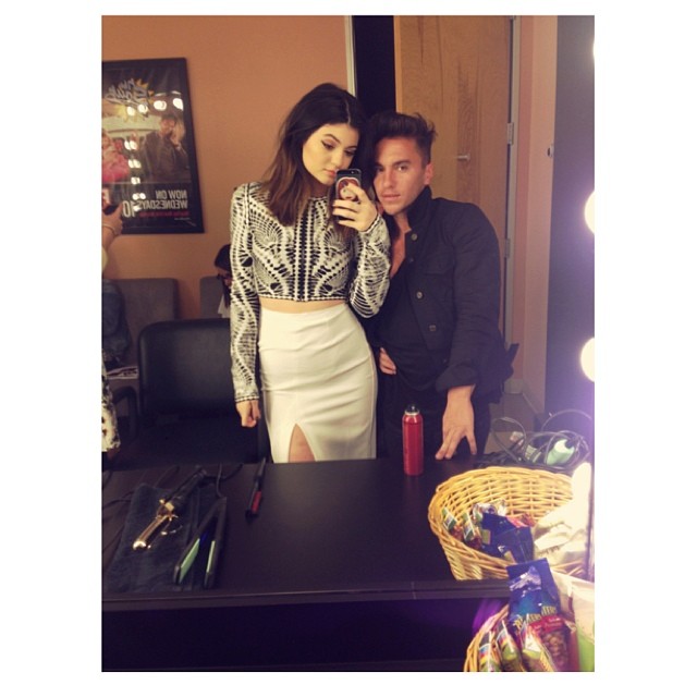 got my hair cut a lil shorter today with my baby surfboard @thescottycunha...