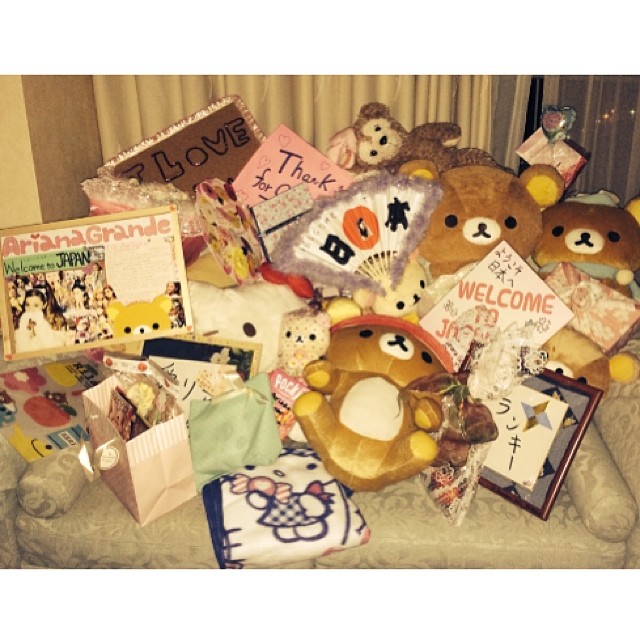 Your letters made me cry. Stop being so cute I can't take it. I  you Japan so mu...
