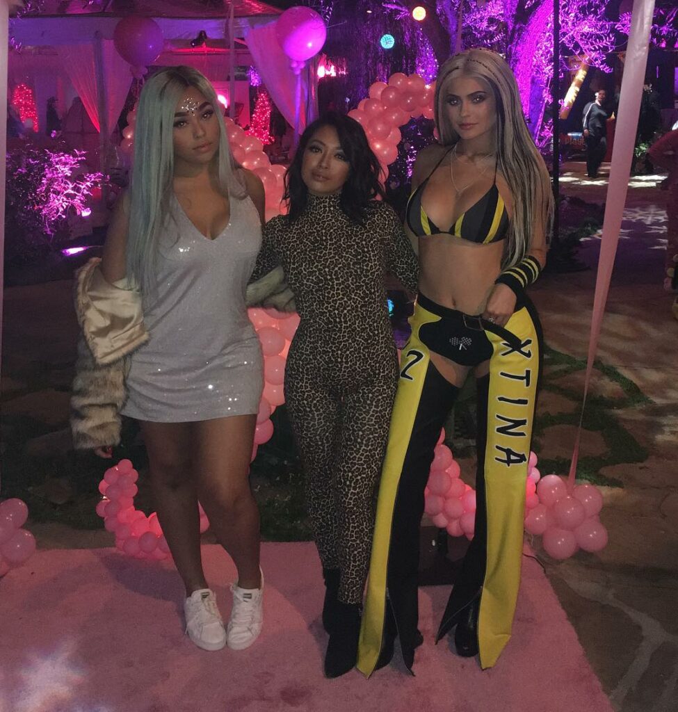 @jordynwoods @tiff_sorya ...