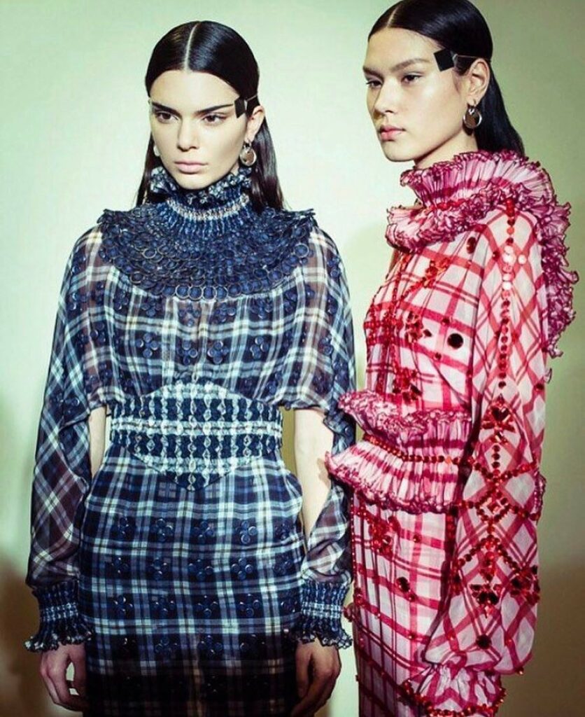 GIVENCHY...