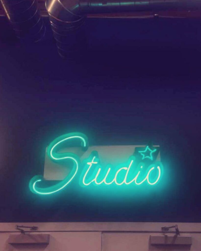 "We have speed." "Ready to shoot?"
"Ok I'm rolling"
Verbatim dialogue on a set i...
