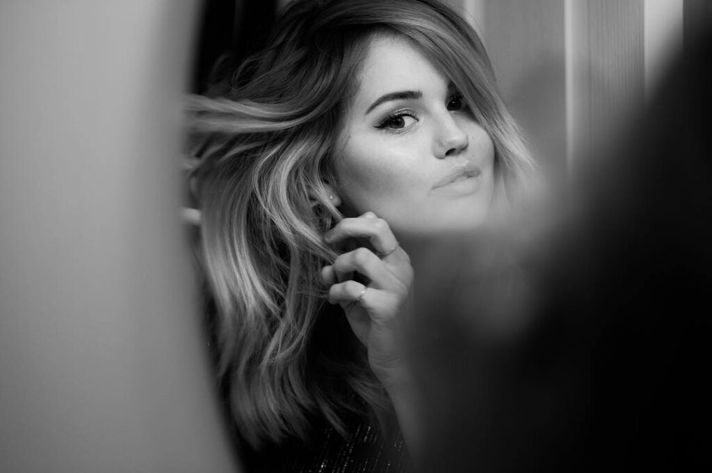 getting ready is 2 minutes of face washing, 1 minute to flick that wing, and 17 ...