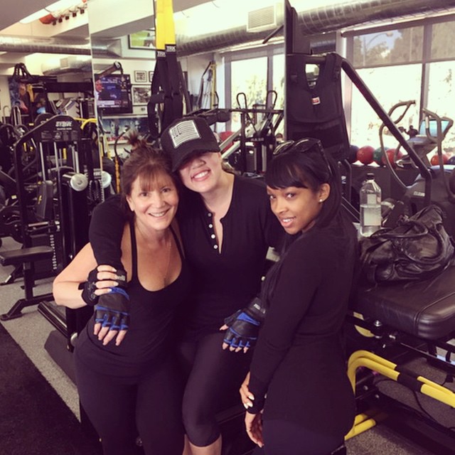 Only auntie @shellibird1 can make me smile this big at the gym. Having @theefore...