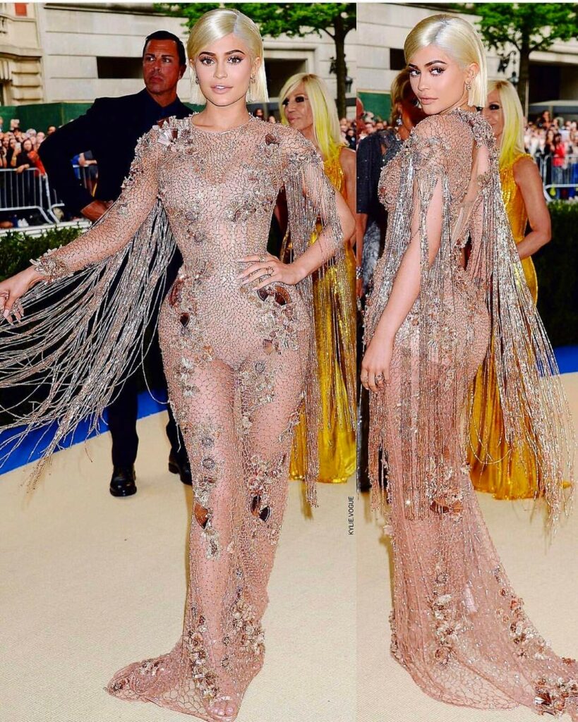 thank you @donatella_versace @makeupbyariel @tokyostylez for making me feel so b...
