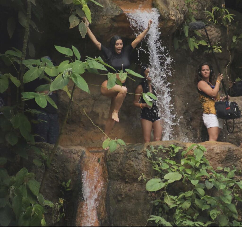 COSTA RICA  We're there tonight on KUWTK. Tune into watch tonight on E!...