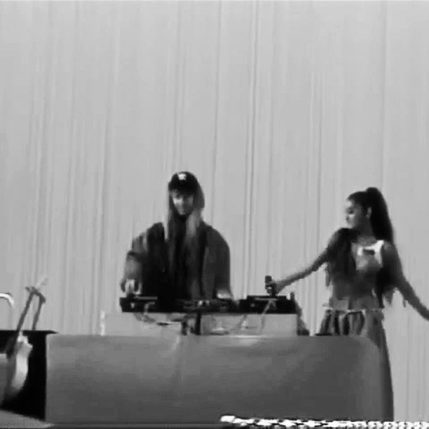 reunited @cashmerecat  #Quit #9
@dangerouswomantour 
@alfredoflores...