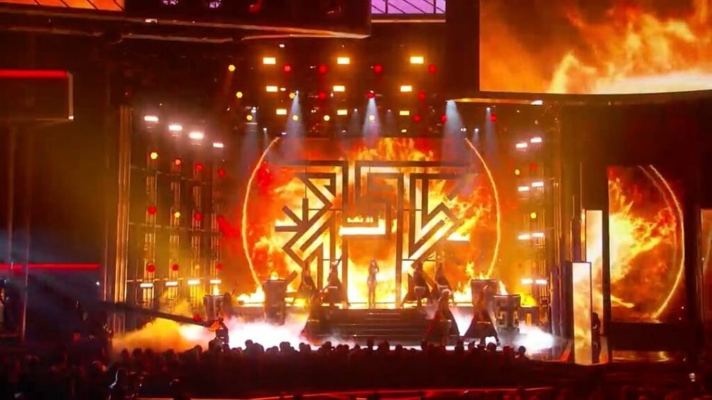thank u again for this opportunity #BBMAS it was so fun getting to be an Aztec w...