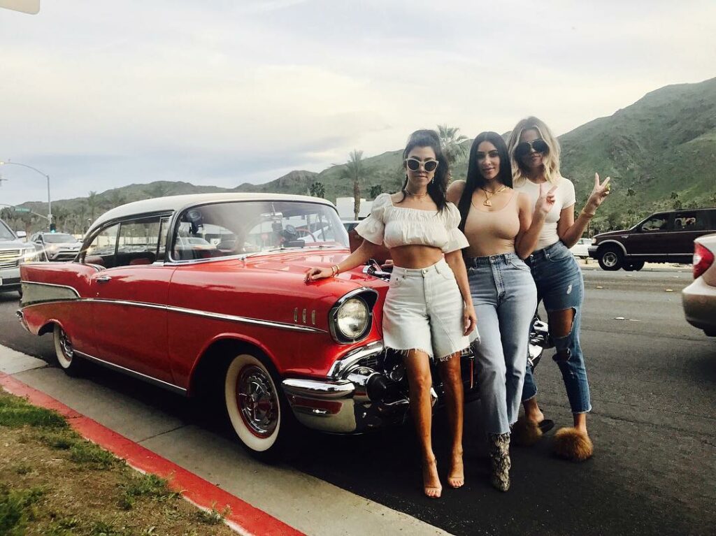 PalmSprings Girls Trip on Keeping Up tonight!! #E...