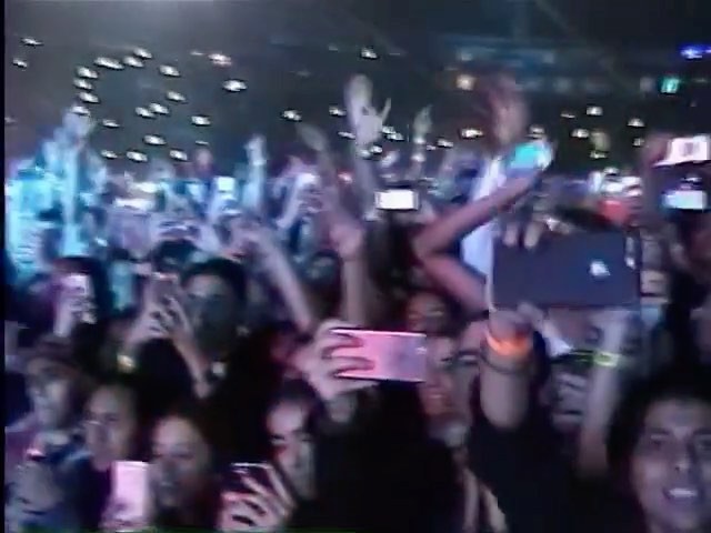 ♡ 
@alfredoflores
@dangerouswomantour...