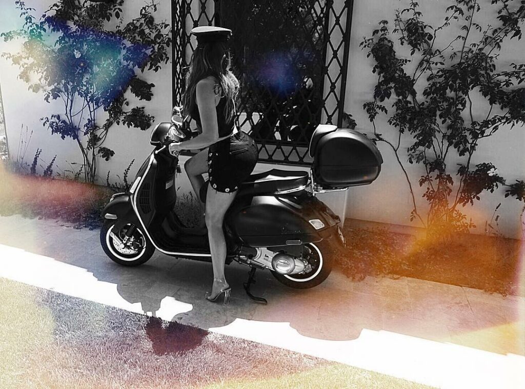 Let the gas run out and see who helps push  #GoodMini...