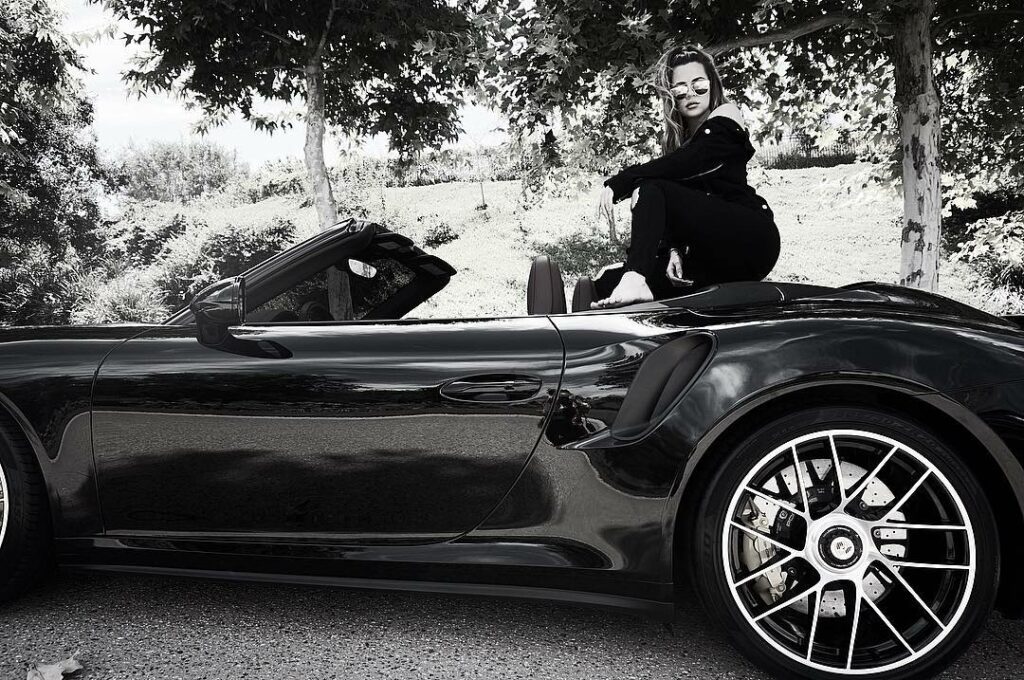If I die today, on the highway to heaven
Can I let my top down in my 911? #GoodA...