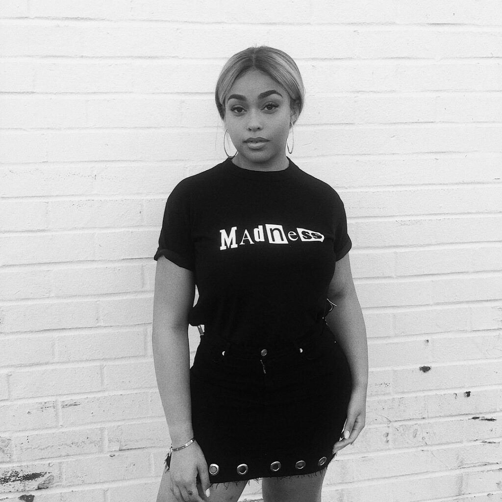 Oh hiiiii @jordynwoods!!! Why are you so cute?!?! Loving you in that Good Americ...