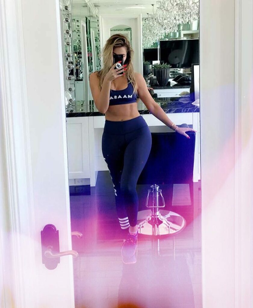 I Love Myself A Mirror Selfie...
