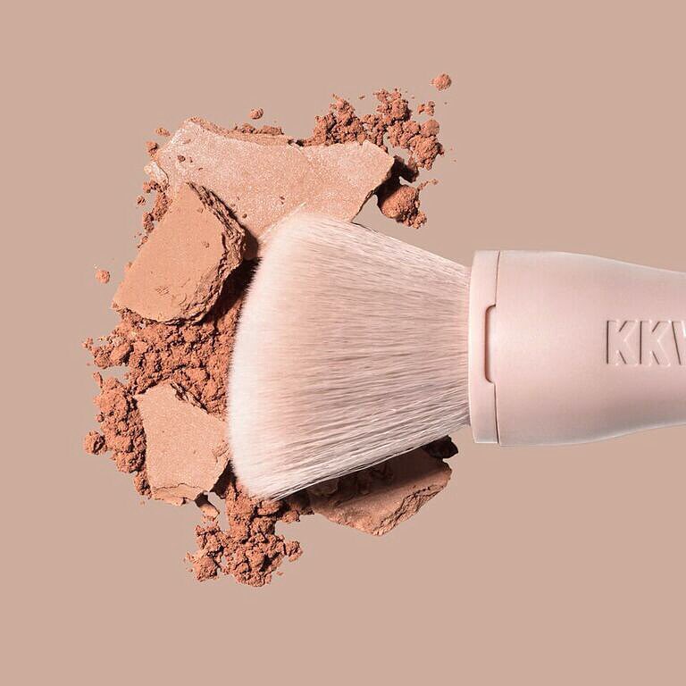 In Mario's Masterclass today we used @kkwbeauty powder Contour's & Highlighters ...
